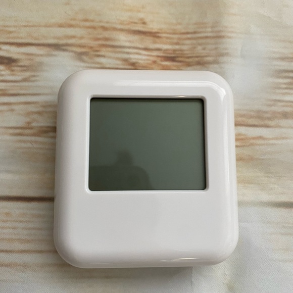 Touch Sensitive Multi Function White Digital Clock, 5 Modes. - Picture 3 of 13